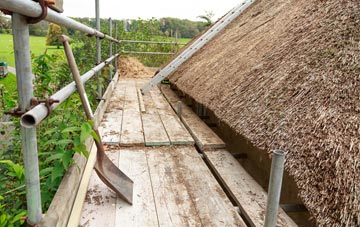 advantages of Ffridd thatch roofing